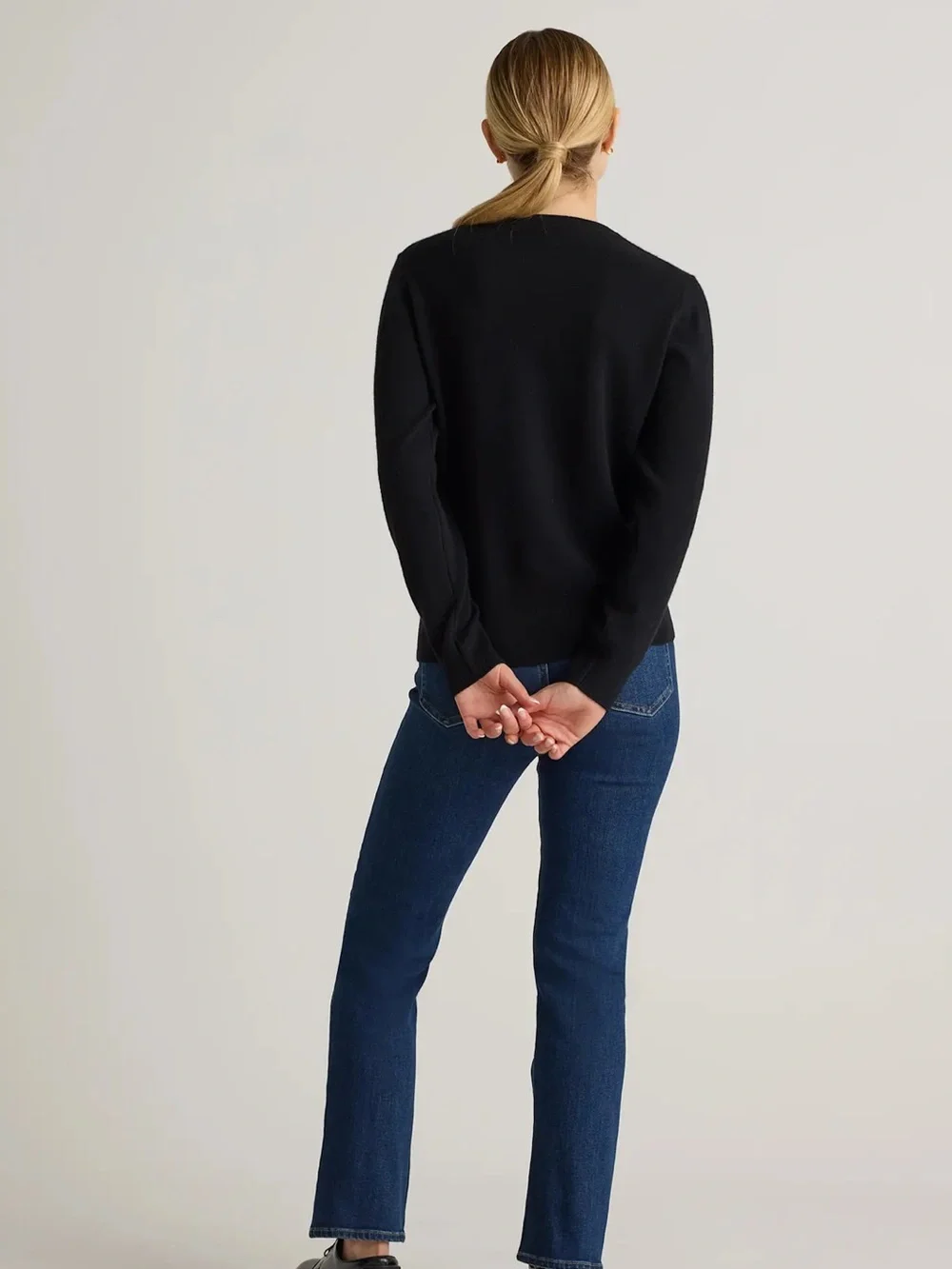 Quince Mongolian Cashmere Crewneck Sweater XS Black